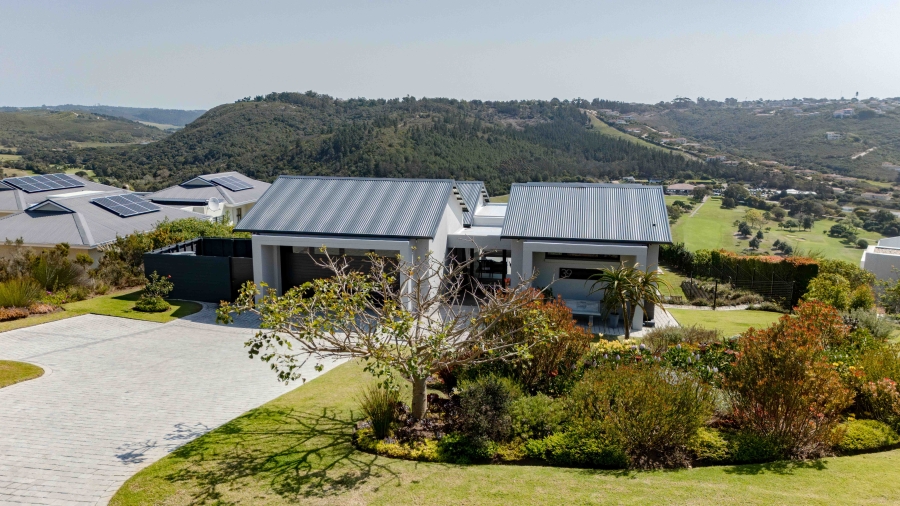 4 Bedroom Property for Sale in Brackenridge Western Cape